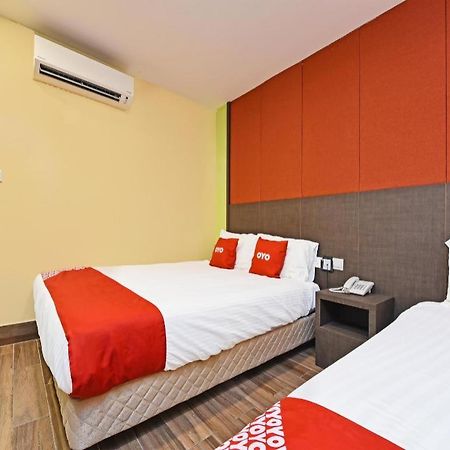Capital O 90574 Hotel Glo กัวลาลัมเปอร์ ภายนอก รูปภาพ